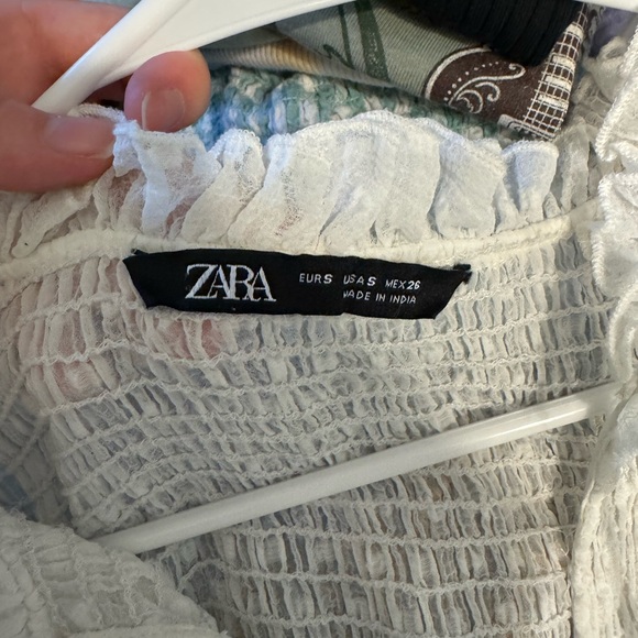 Zara White Textured Ruffle Blouse - Picture 3 of 3